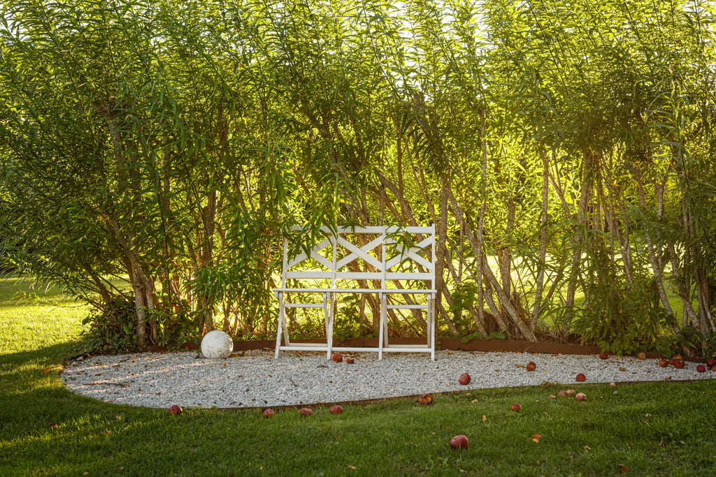 Vit marmorkross 5-8 mm & 8-12 mm – Dekorativ vit marmorkross i storlekarna 5-8 mm och 8-12 mm, perfekt för gångar, rabatter och markanläggning. Stengrossen säljer produkten.