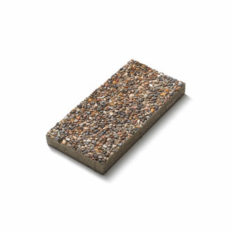 Frilagd platta 200x400x45 mm från S:T Eriks i färgen Natursingel. Slitstark och stilren sjöstensplatta, perfekt för gångvägar, uteplatser och entréer. Köp hos Stengrossen!
