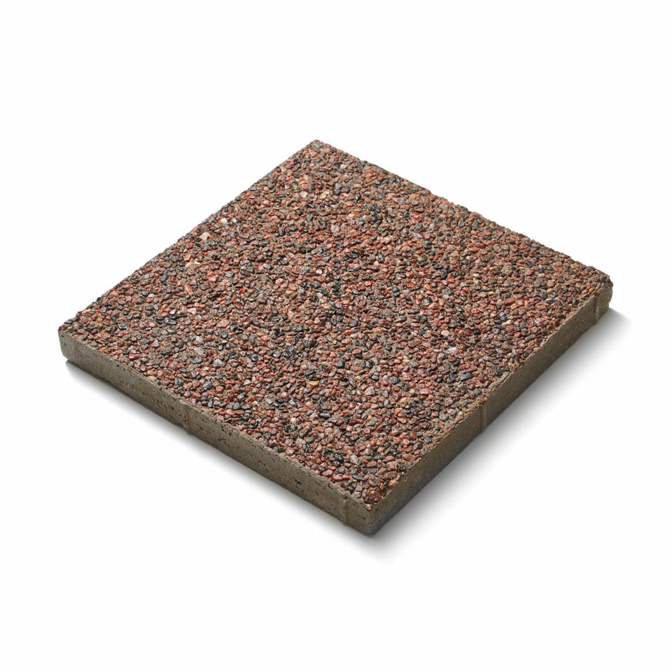 Frilagd platta 400x400x45 mm från S:T Eriks i färgen Natursingel. Slitstark och stilren sjöstensplatta, perfekt för gångvägar, uteplatser och entréer.