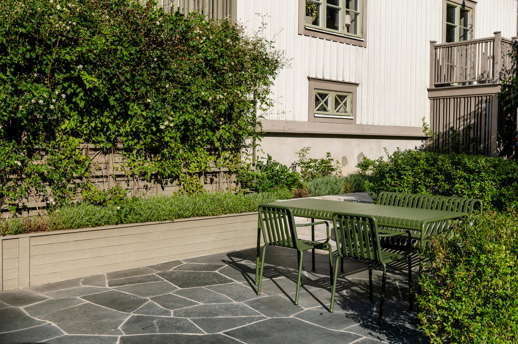 Uteplats med Offerdalsskiffer i exklusiv villamiljö i Stocksund, strax intill Djursholm – Stengrossen säljer produkten