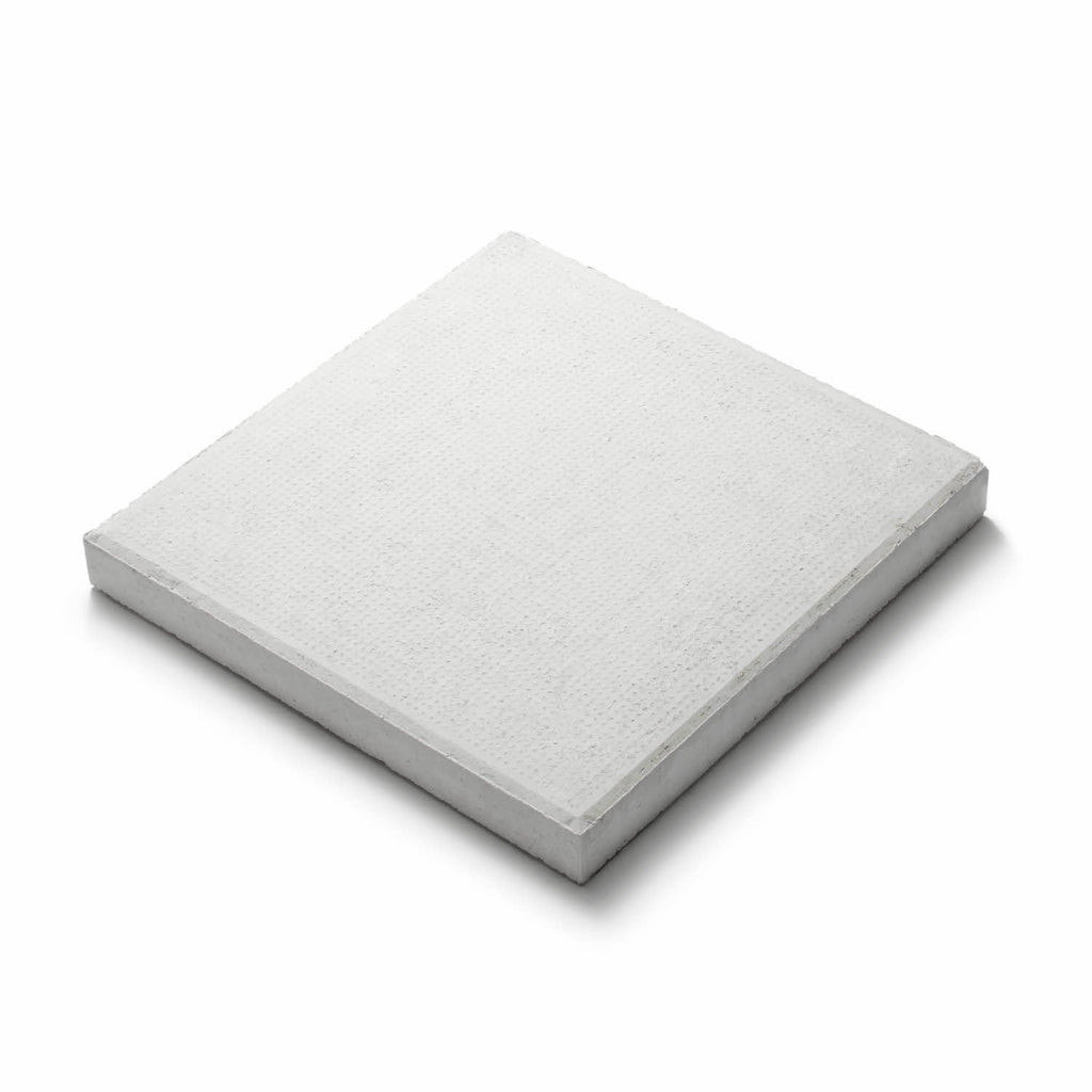 Superplattan i Supervit från S:T Eriks med tät struktur och elegant yta.  350x350x40 mm. Stengrossen säljer produkten.