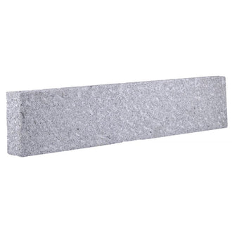 Kantsten i granit. GV6. Rak. Gradhuggen. 100x20x8 cm. Säljs av Stengrssen.se
