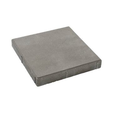 Närbild av Premiumplatta i antracit från S:T Eriks, med rundade kanter och distanser som underlättar fogning. Stengrossen säljer produkten.